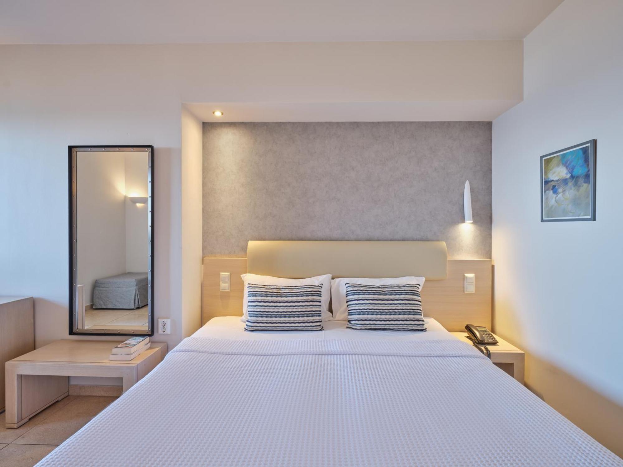 Double or Twin Room with Garden View,1730048571:JPEG
