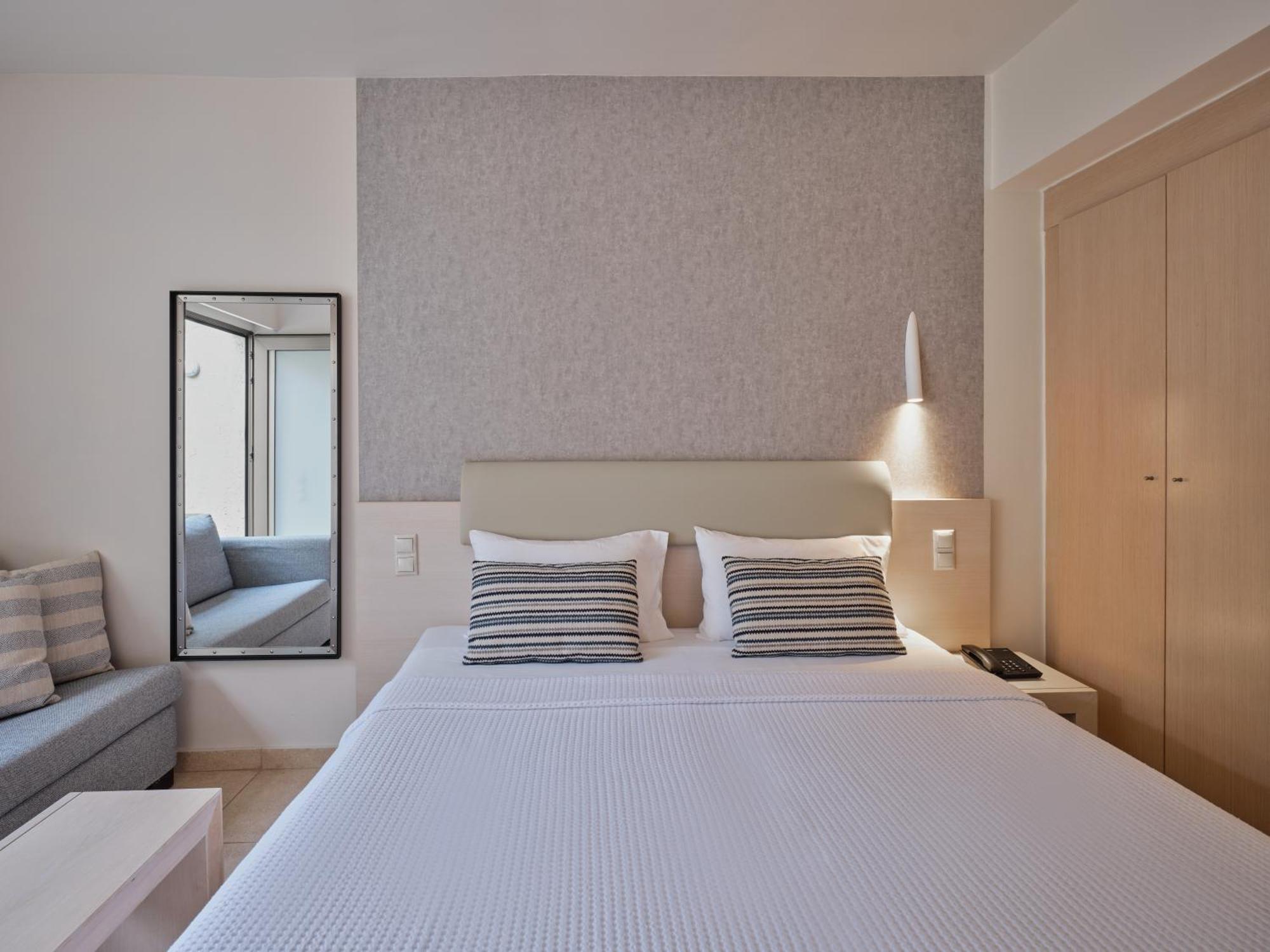 Maisonette Two Bedroom with Pool View